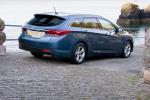 Hyundai i40 Station Wagon Blue Drive 2011 года (UK)